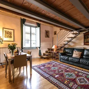 Loft Duomo With Lift In Apartment